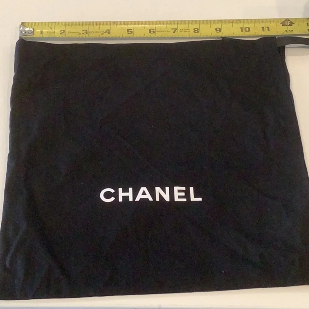 LOUIS VUITTON & CHANEL DUST BAGS - Picture 8 of 12